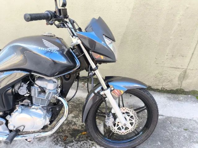 Titan 150 ESD    2012 - Foto 4