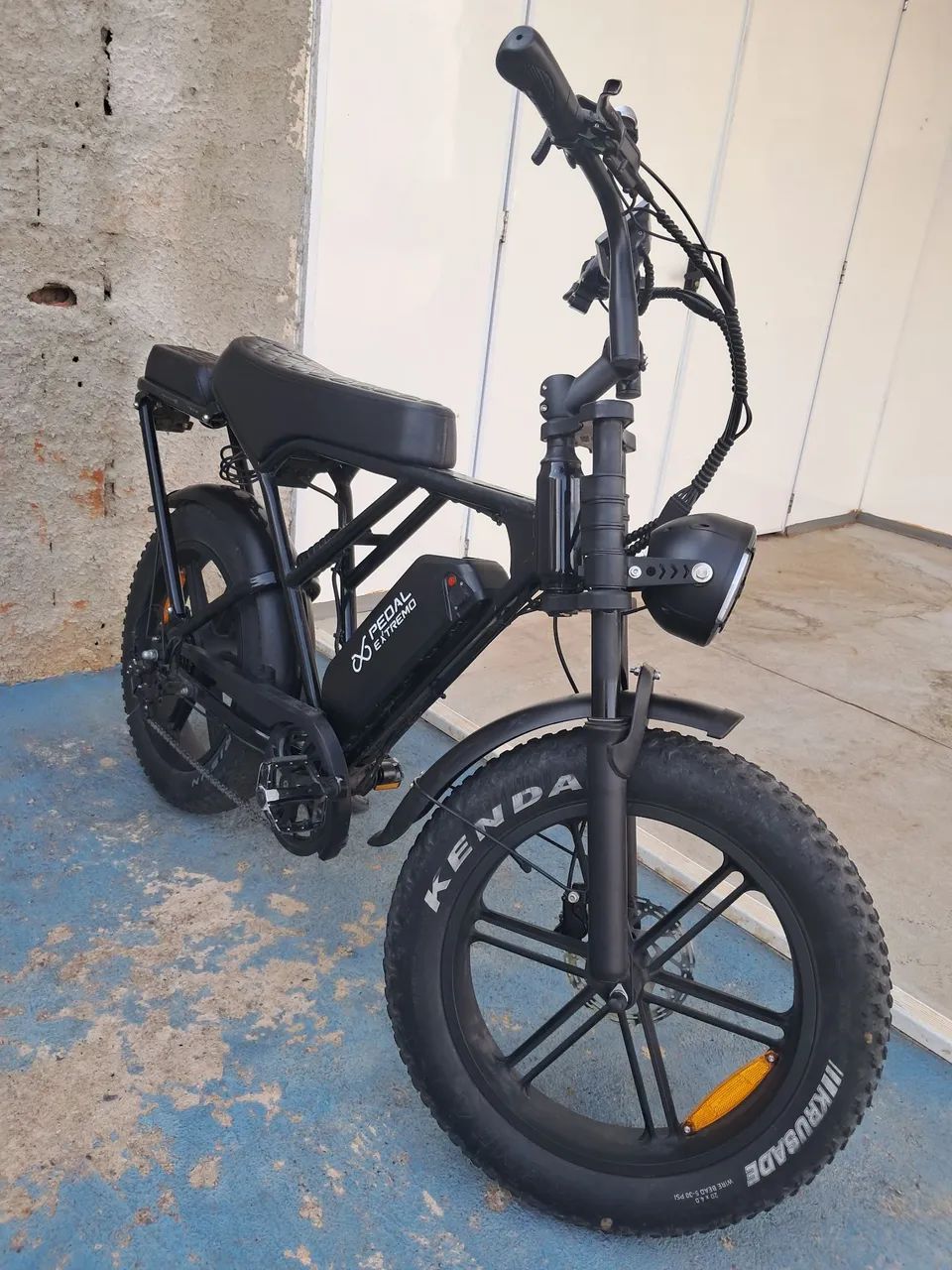 Vendo  bike eletrica H9 semi nova - Foto 2