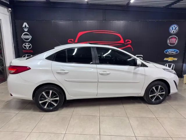 Toyota Yaris YARIS XLS Connect Sed. 1.5 Flex 16V Aut. 2021