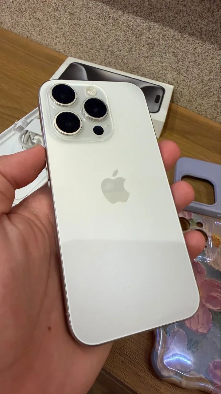 Vendo iPhone 15 pro  - Foto 2