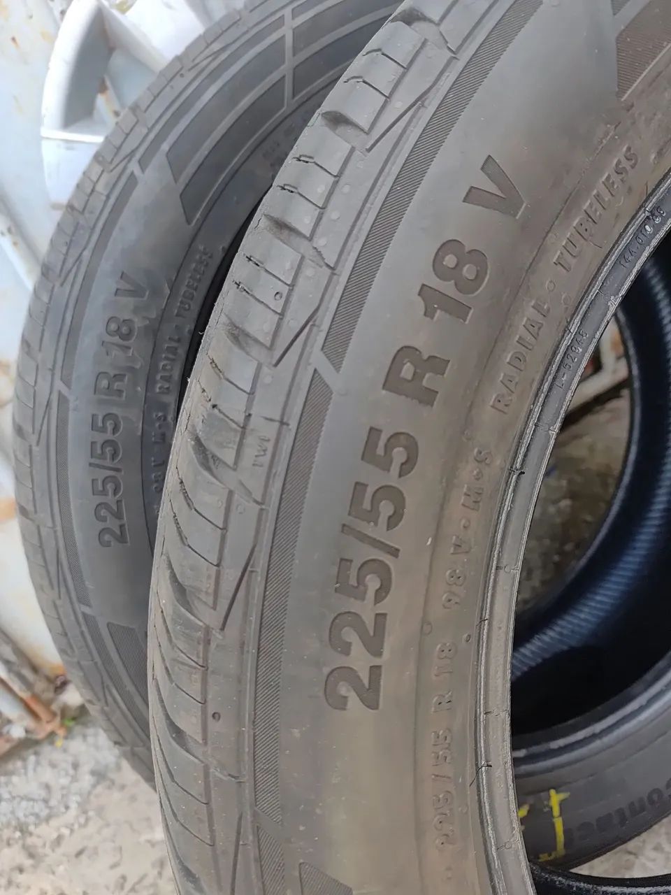 2 pneus 225/55 R18 continental  - Foto 4
