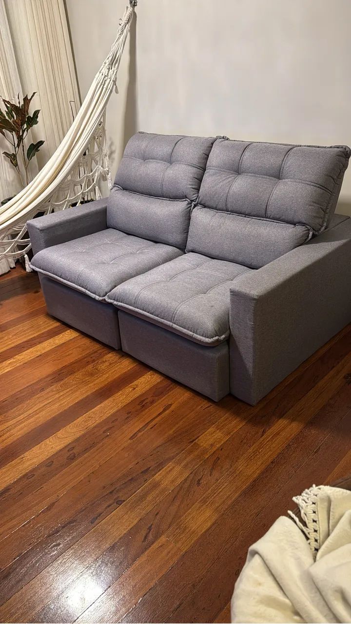 Sofá 1,7 m com extensão 