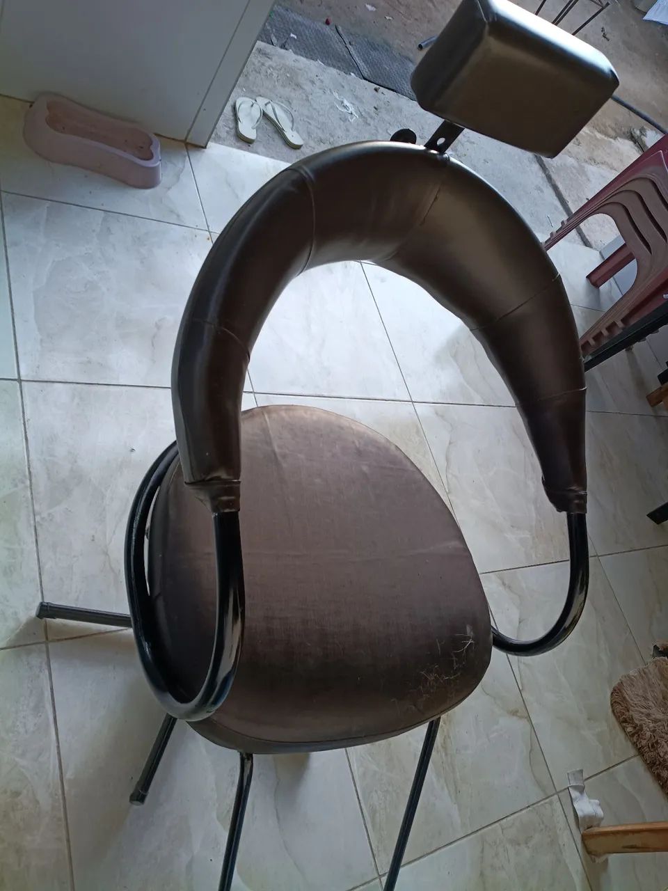 Balcão e cadeira para salão de beleza  - Foto 2
