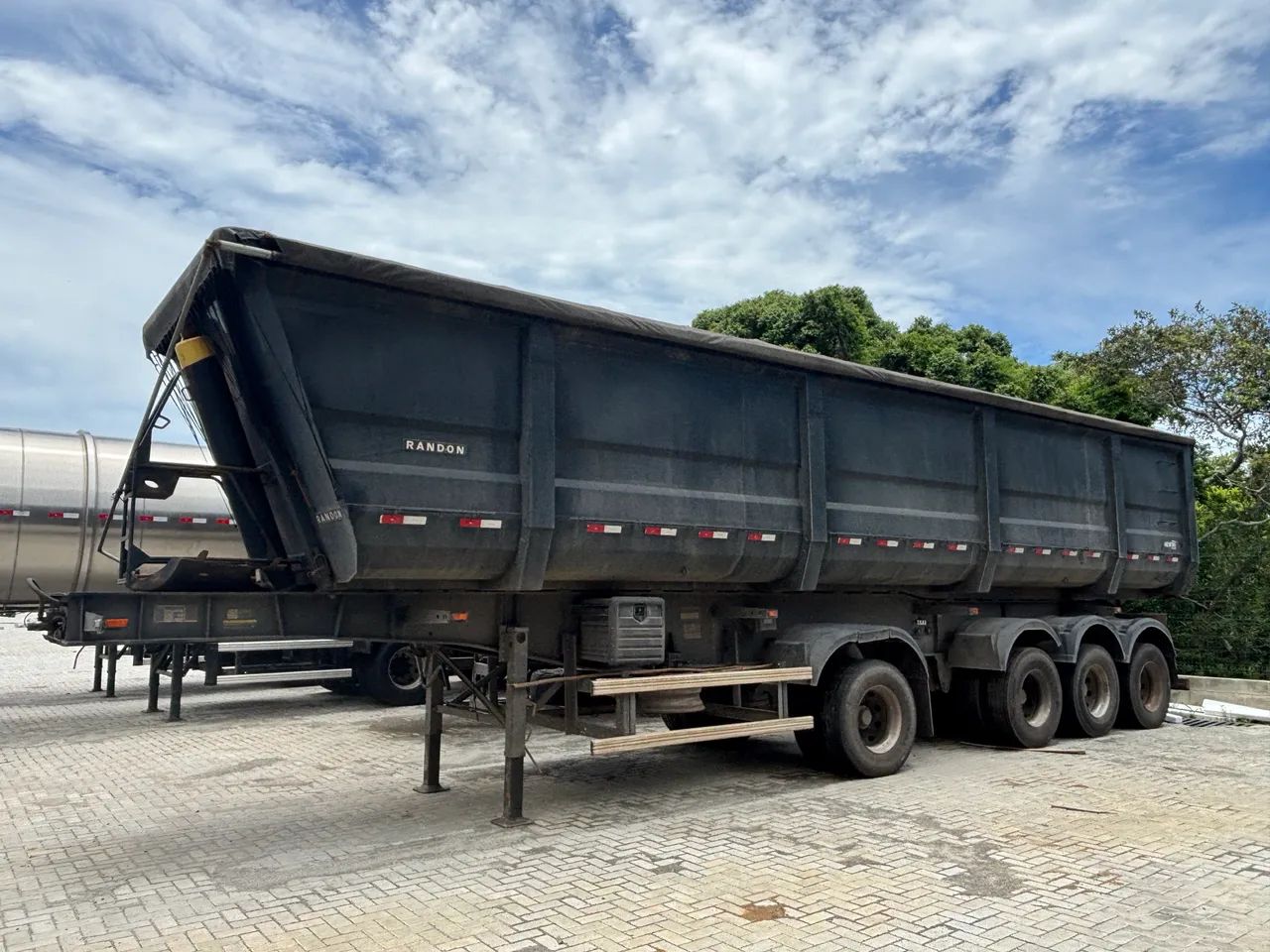 Carreta quarto eixo RANDOM  - Foto 2