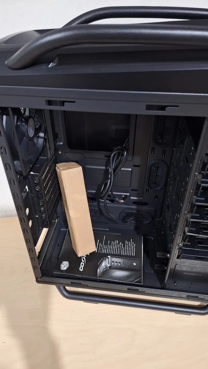 Gabinete Cooler Master Cosmos SE - Full Tower - Foto 3