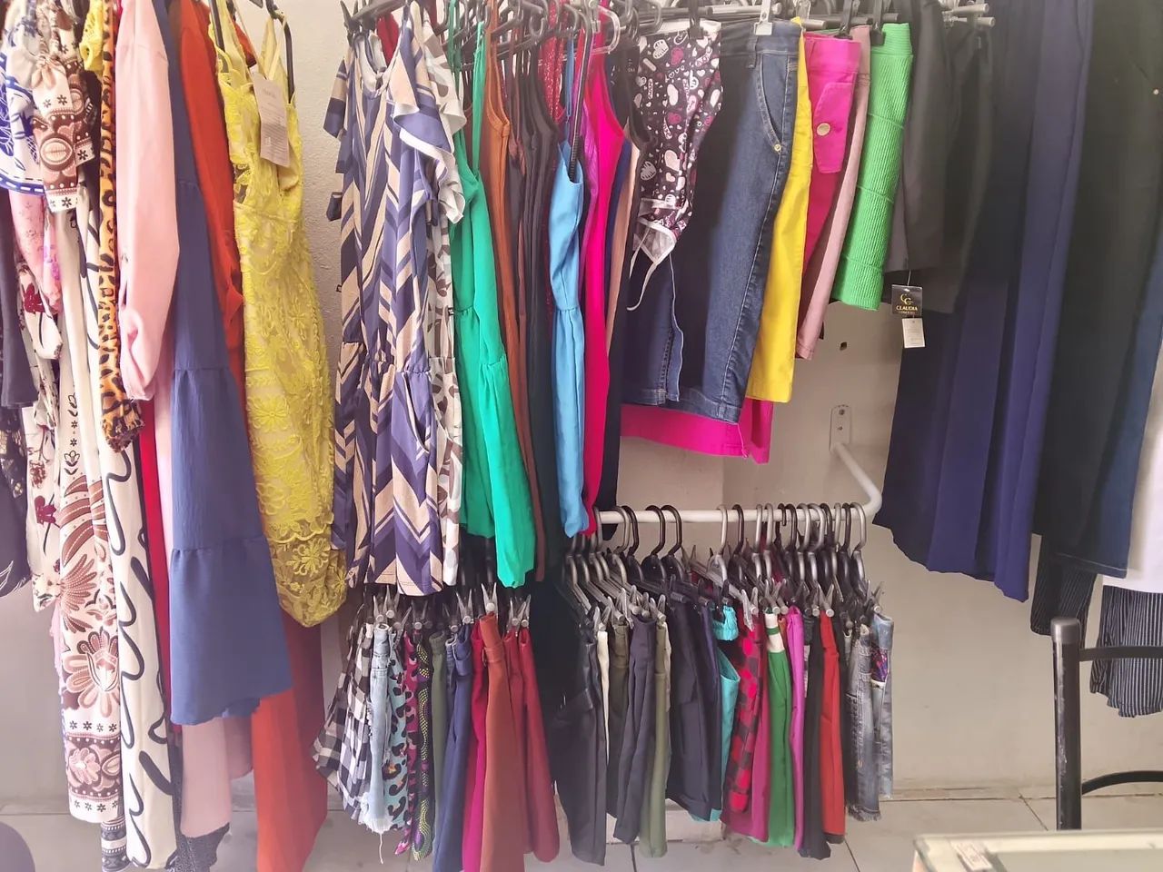 Venda loja montada roupas feminina e masculina  - Foto 5