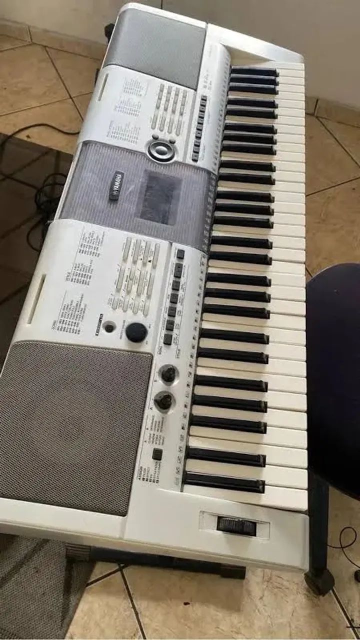 Teclado Yamaha PSR-E403