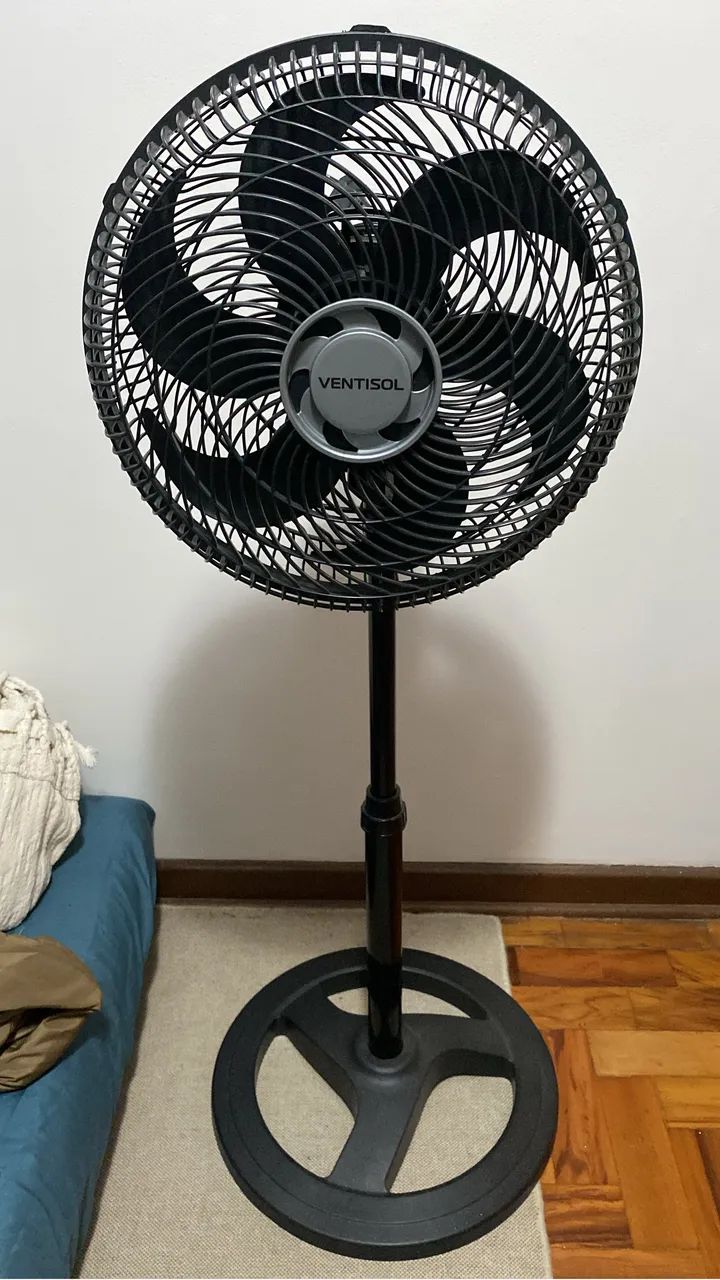 Ventilador de pé
