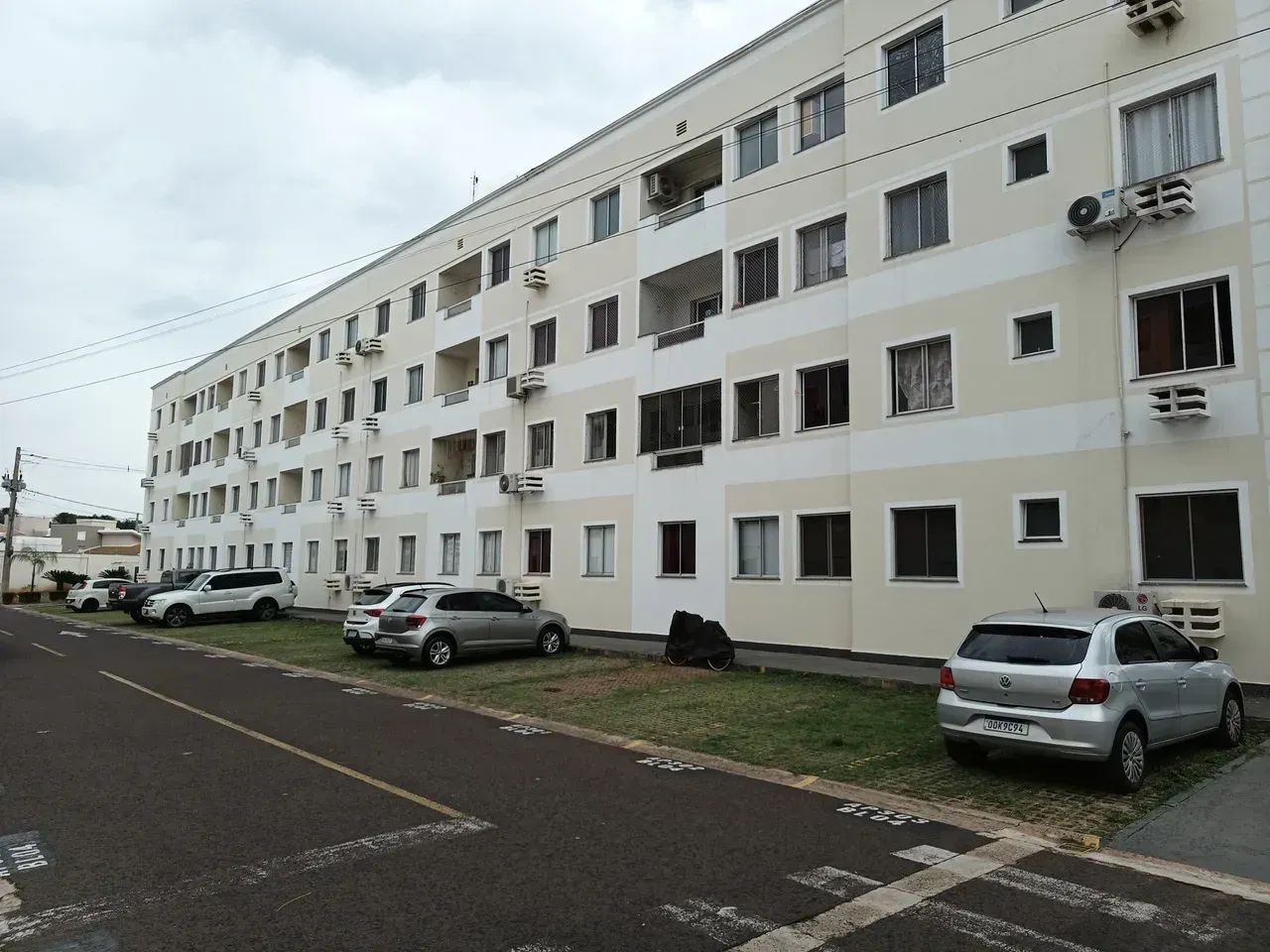 Lindo Apartamento com Suite e Sacada! Próximo a Uniderp! - Foto 2