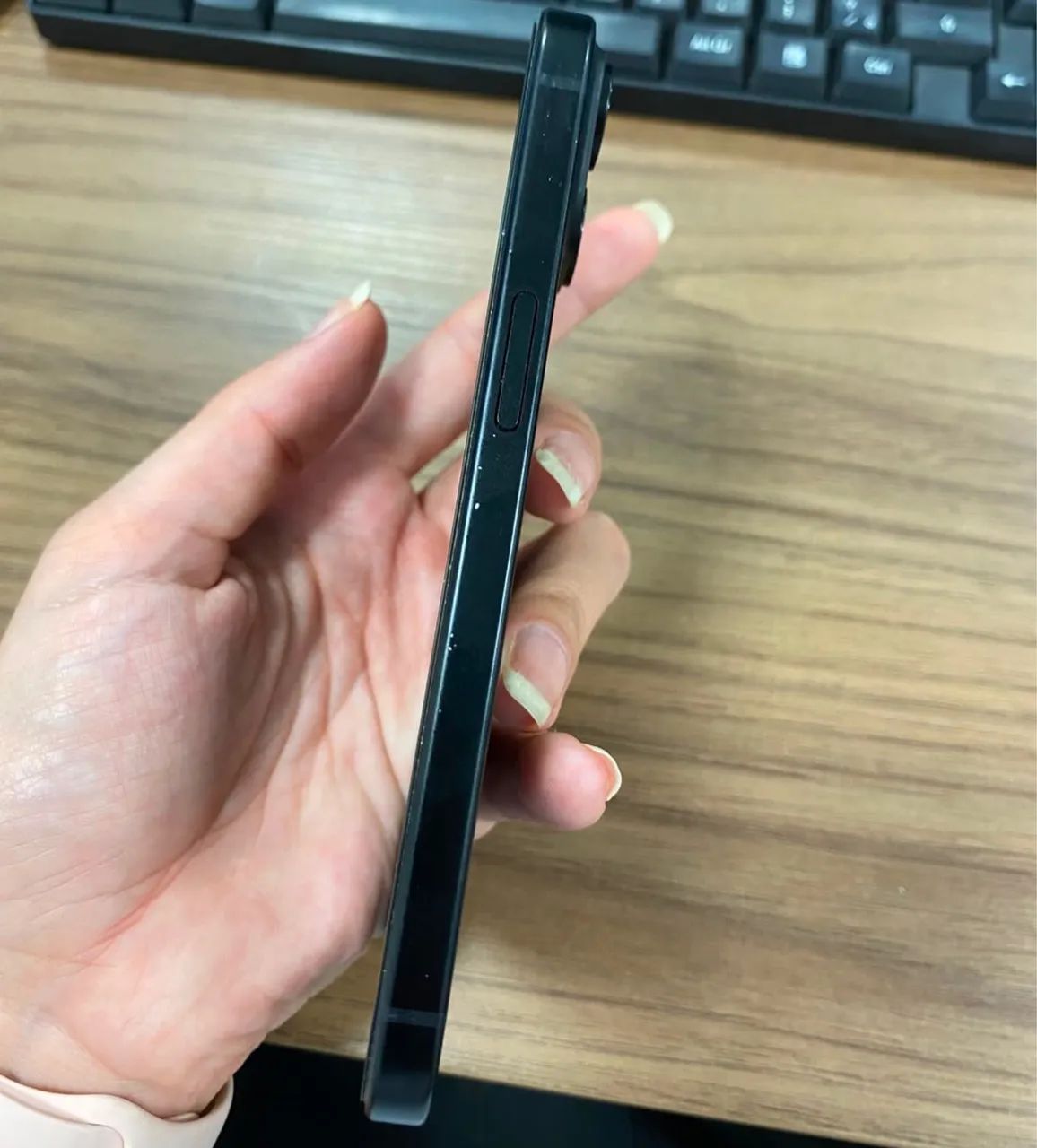 iPhone 15 128gb preto  - Foto 4