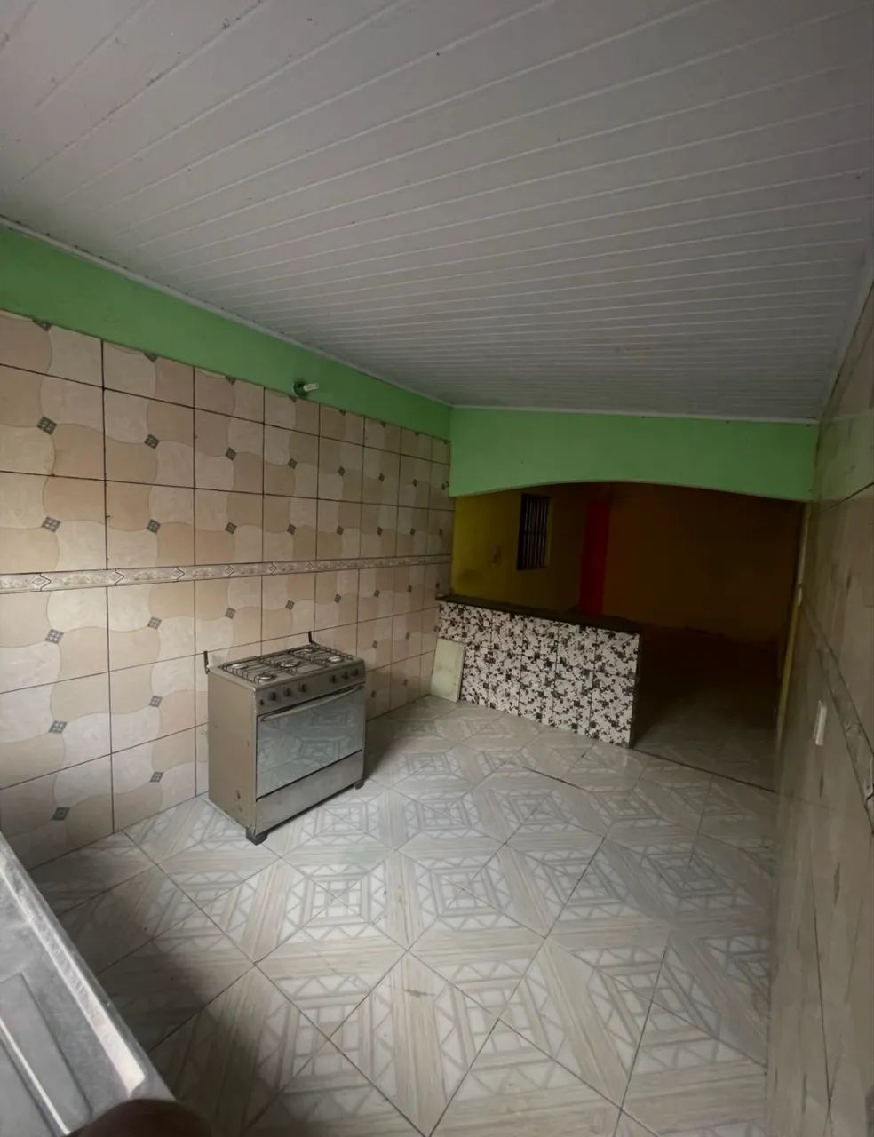 Casa murada com garagem a venda
