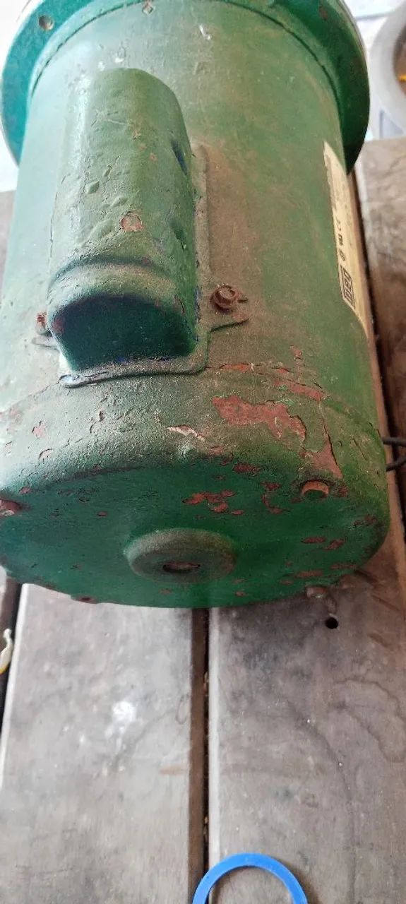 Vendo bomba de sucção com defeito. Valor  R$ 250  - Foto 3