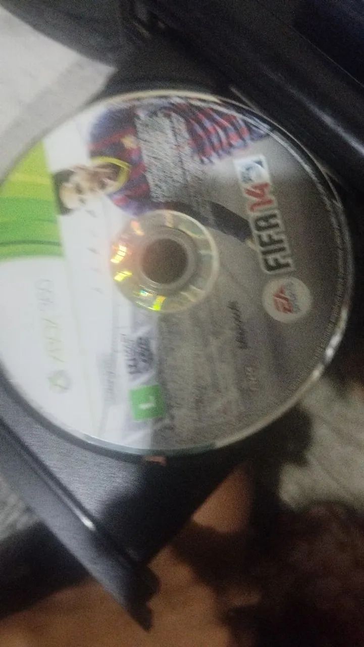 Xbox 360 Super Slim Desbloqueado + Kinect + 3 Controles - Foto 4