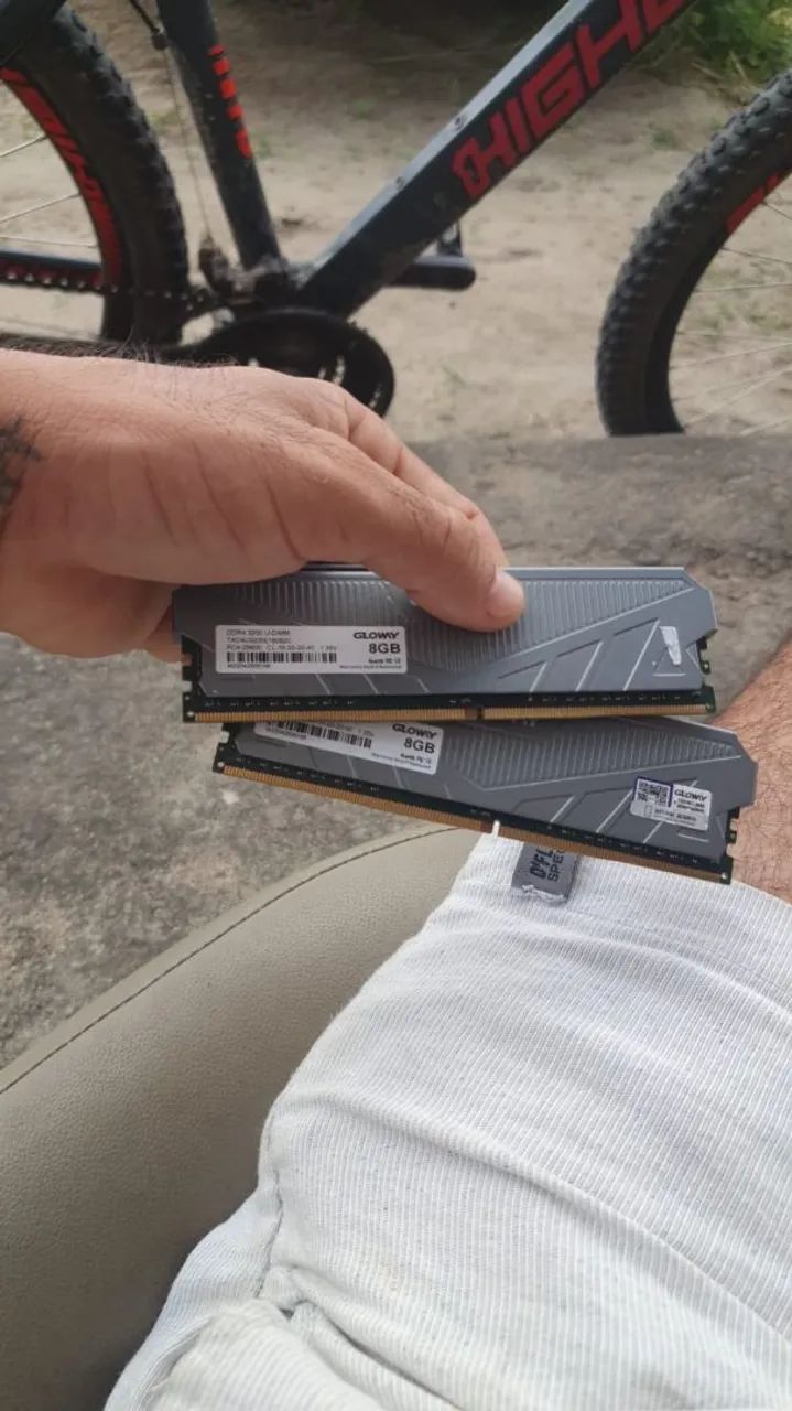 Memoria ram ddr4  8 gigas 