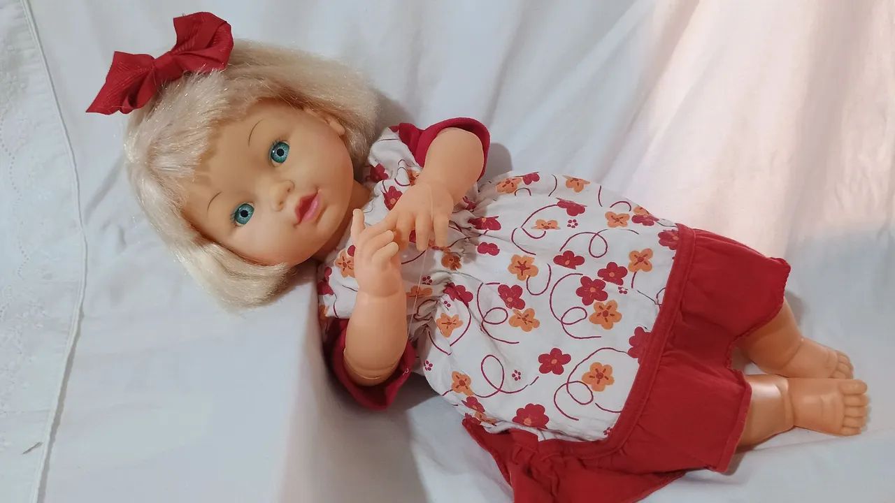 Boneca antiga importada com 50 cm de altura  - Foto 2