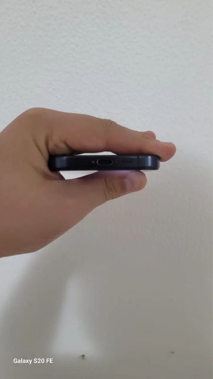 iPhone 15 pro 256 - Foto 4