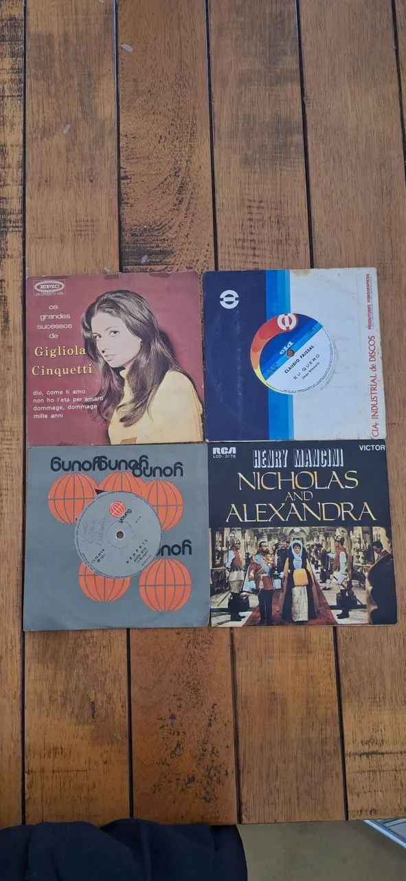 4 Compact Disc de Vinil