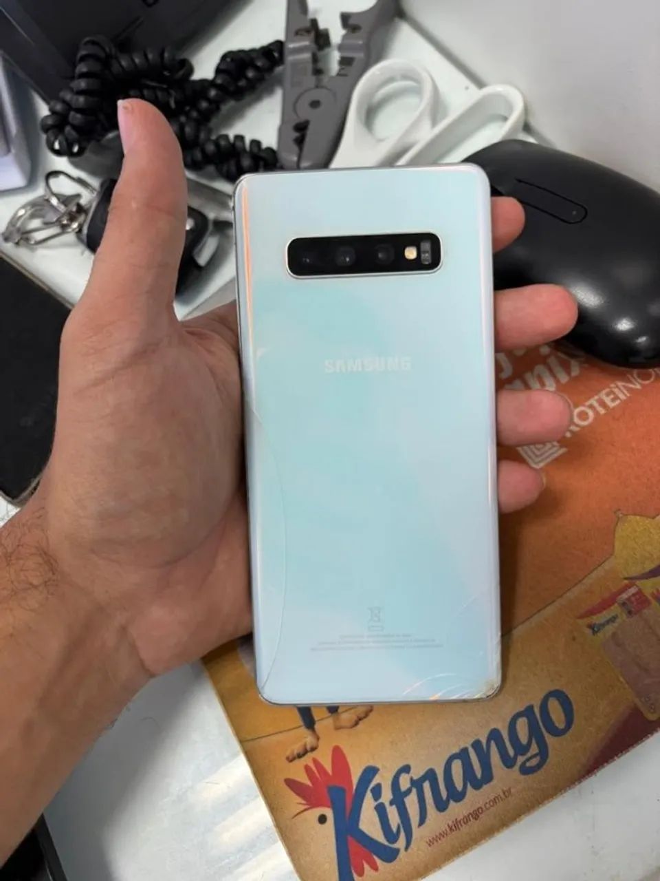 SAMSUNG S10 PLUS 128GB / 8GB RAM - Foto 2