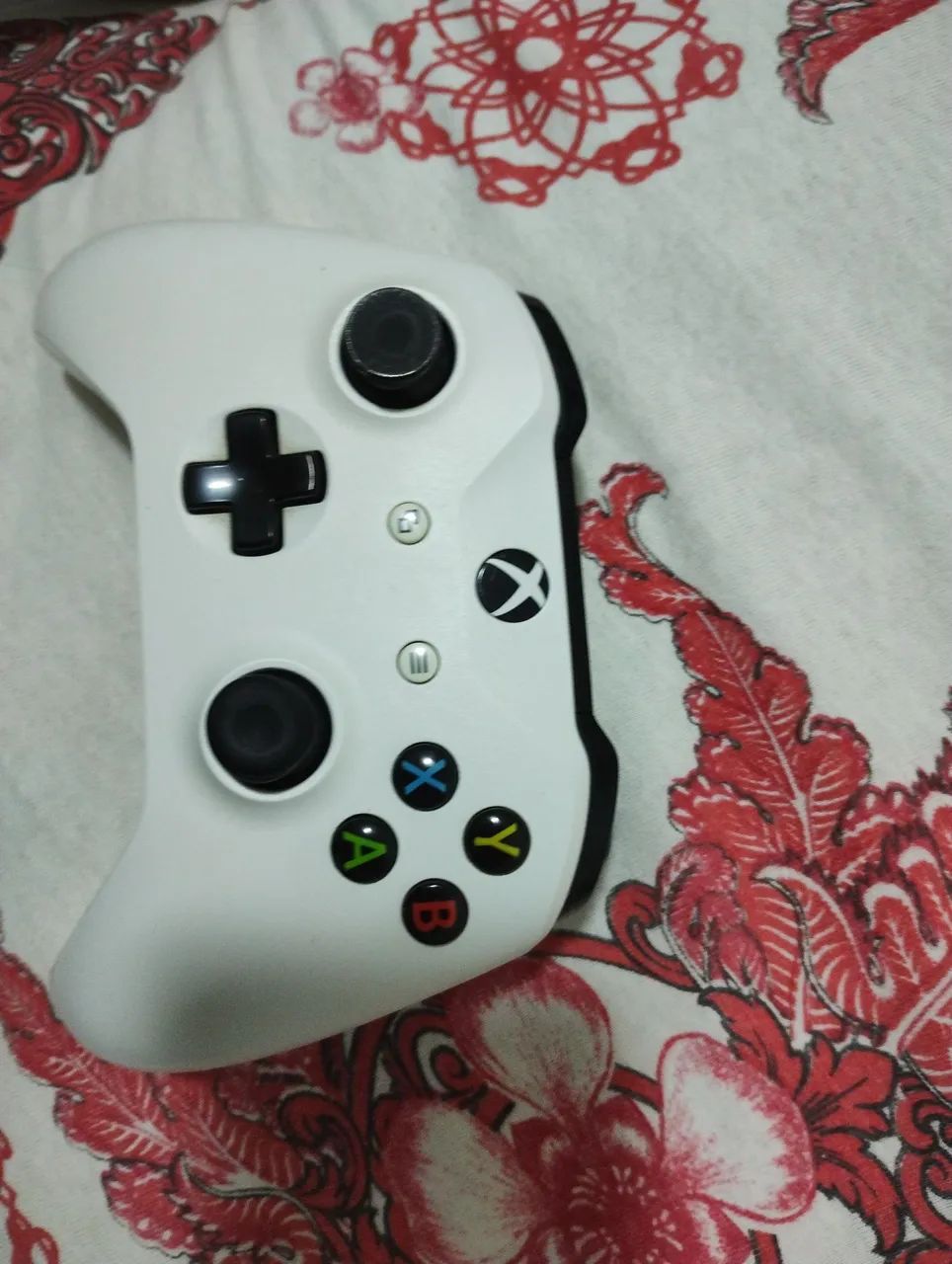 Vendo XBOX ONE S com 1 controle. - Foto 3