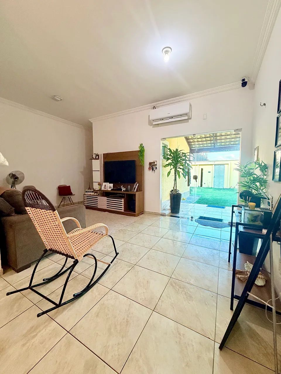 Casa COMPLETA com PLACAS SOLARES 255m2 - Foto 2