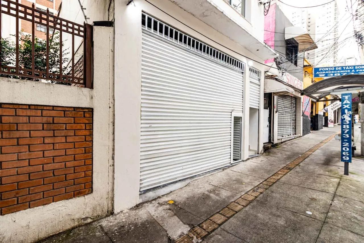 Loja na Rua Faustolo, 1620  150 m²