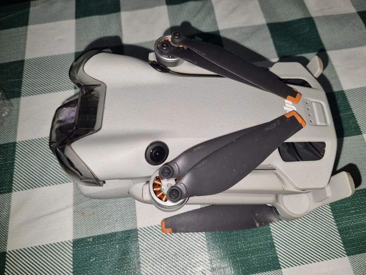 Drone DJI Mini 4 Pro Controle RC 2 Praticamente Sem Uso - Foto 2