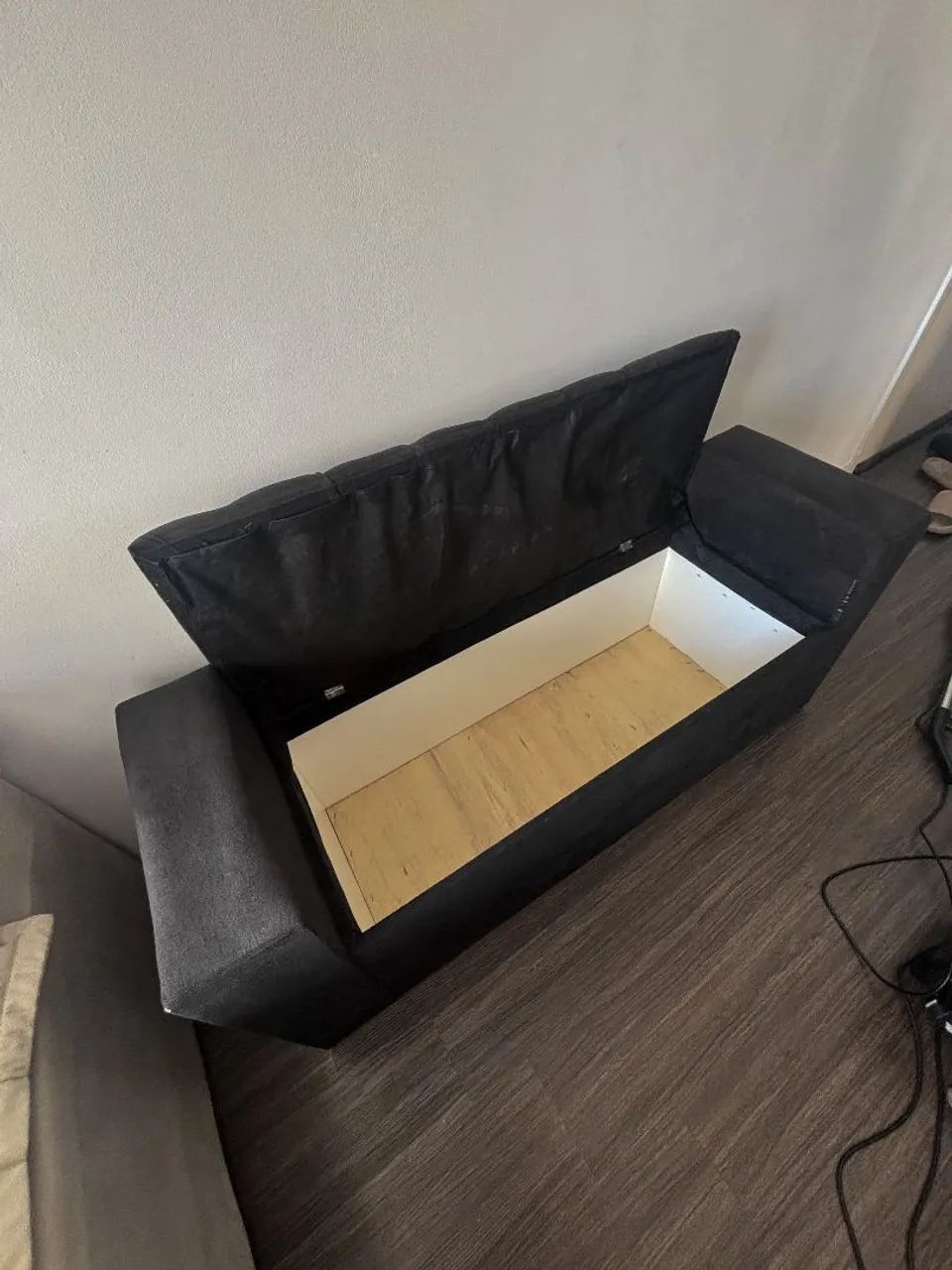 Recamier Baú Casal Capitonê Suede Preto - Excelente Espaço Interno - Foto 2