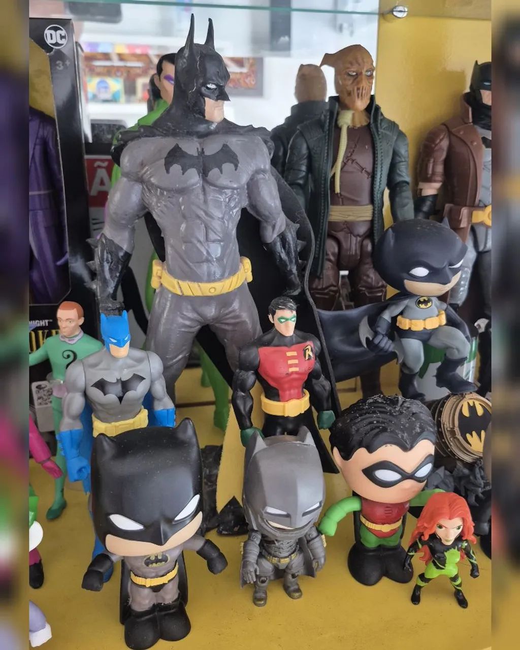 BATMAN - Coleção Action Figures dos personagens - Foto 3