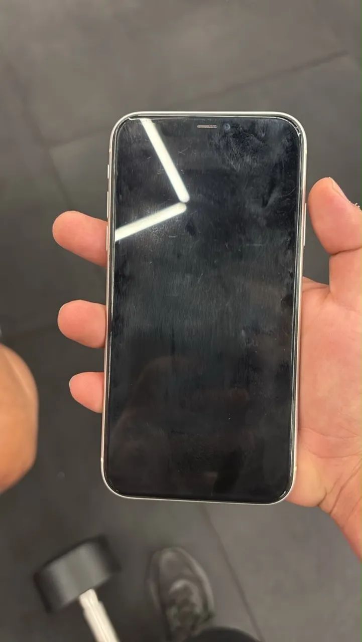 Venda de iPhone 11 - Foto 2