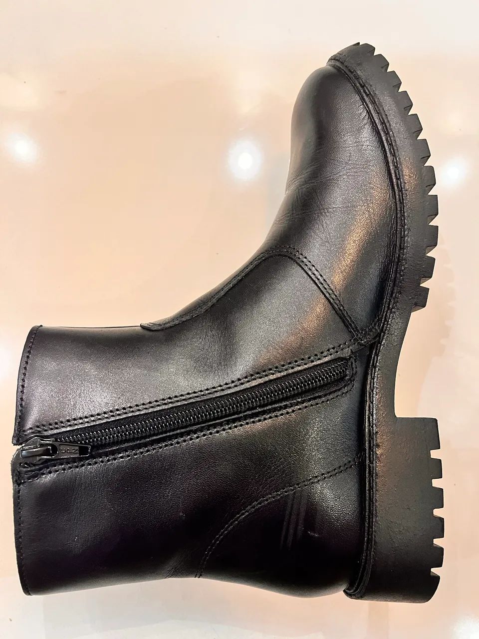 Bota em couro Santa Lolla - Foto 3