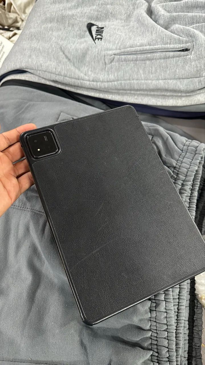 Xiaomi Pad 7 impecável + capa de couro + película - Foto 3