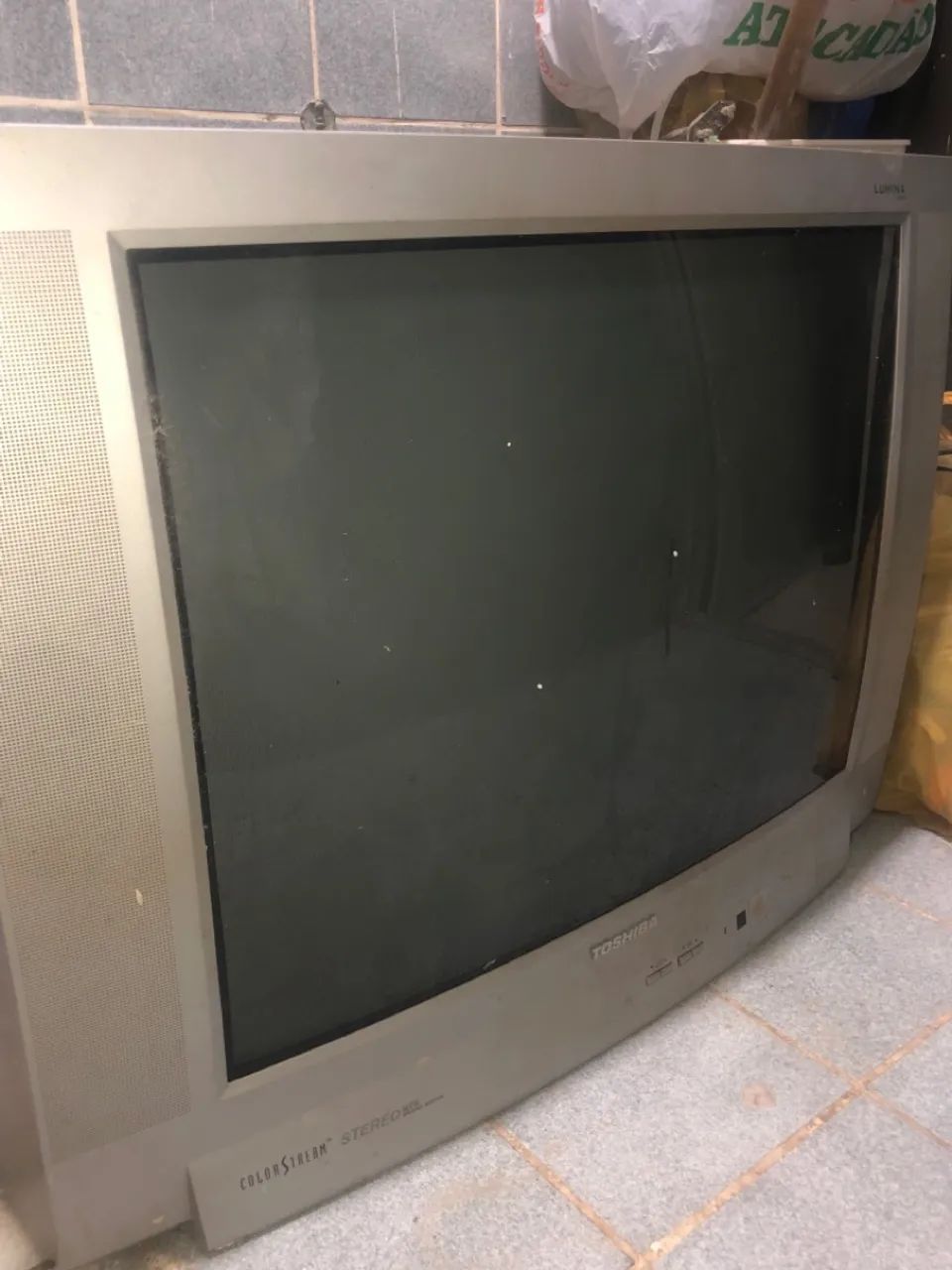 Tv toshiba antiga  - Foto 2
