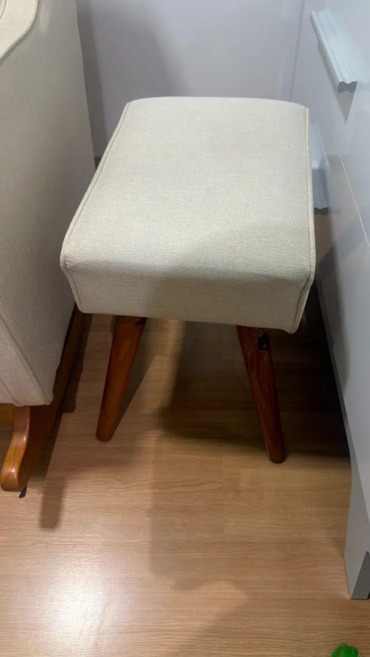 Vendo Poltrona amamentação com apoio de pé - Foto 2
