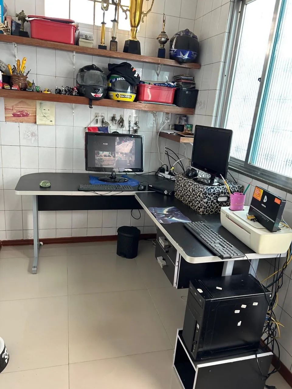 Mesa para computador R$ 230,00