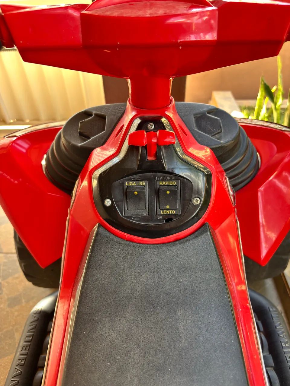 VENDO QUADRICICLO ELÉTRICO INFANTIL  - Foto 3