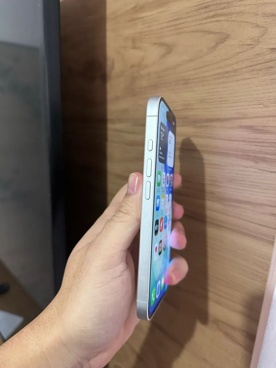 iPhone 16  - Foto 4