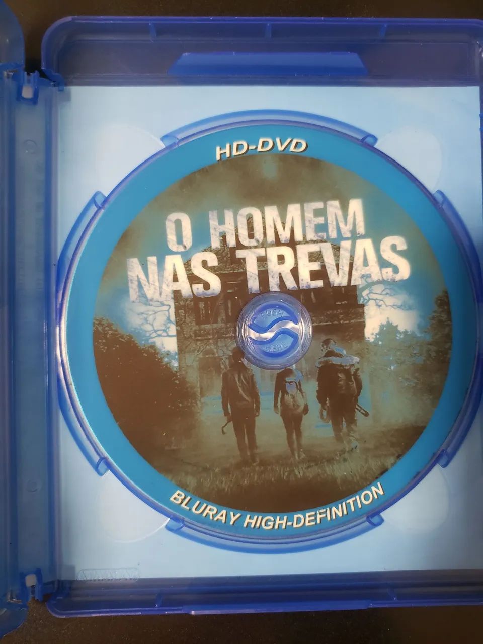 O Homem nas Trevas ? Blu-ray DVD - Foto 2