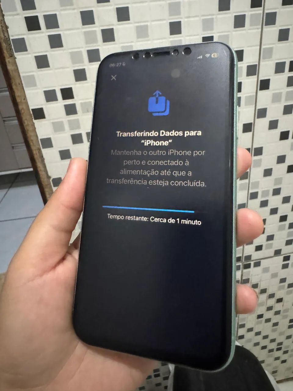 iPhone 11 semi novo - Foto 2