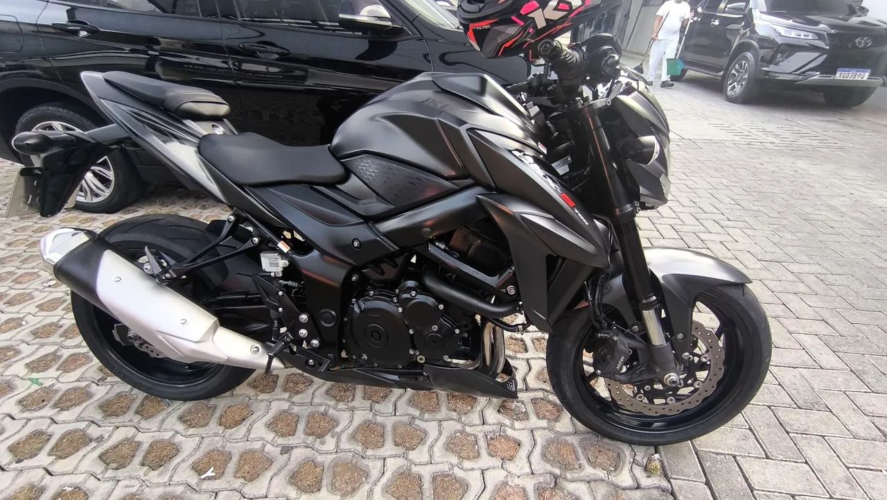 Gsx-s 750