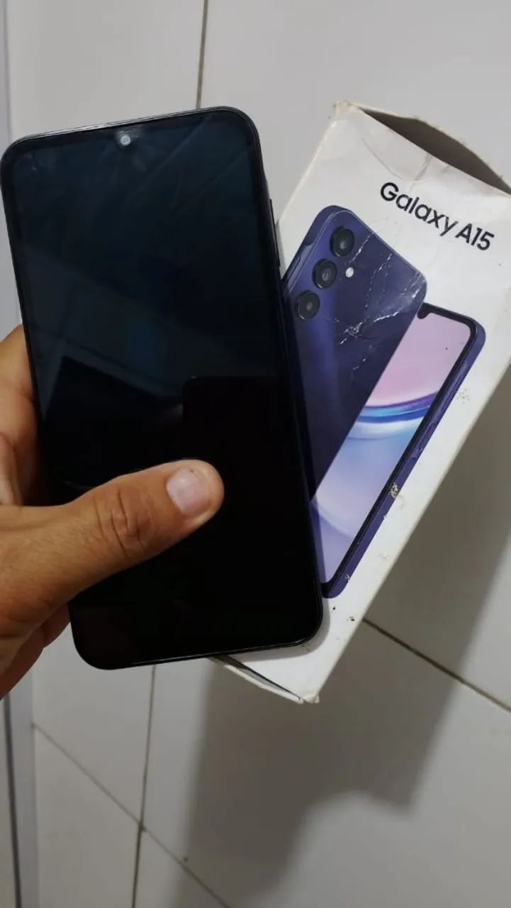 Celular completo com caixa e carregador  todo original  - Foto 3