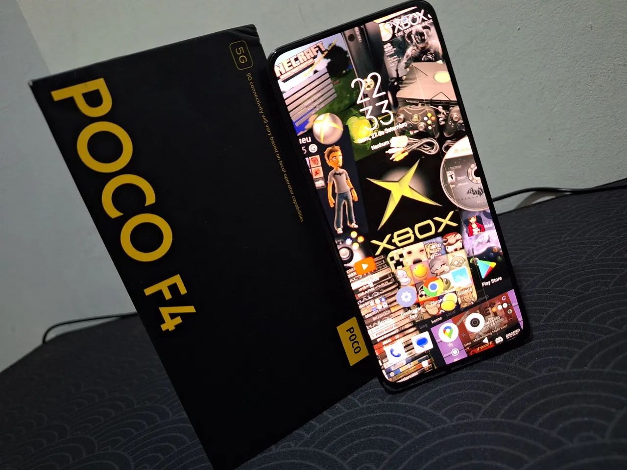 Celular Poco F4 256/8GB com caixa e manual