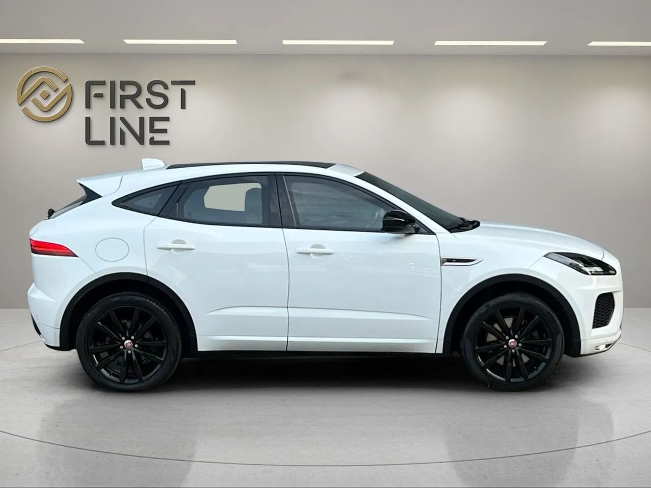 Jaguar E-Pace R-dynamic S 2.0 AWD 249cv Aut. 2018 - Foto 5