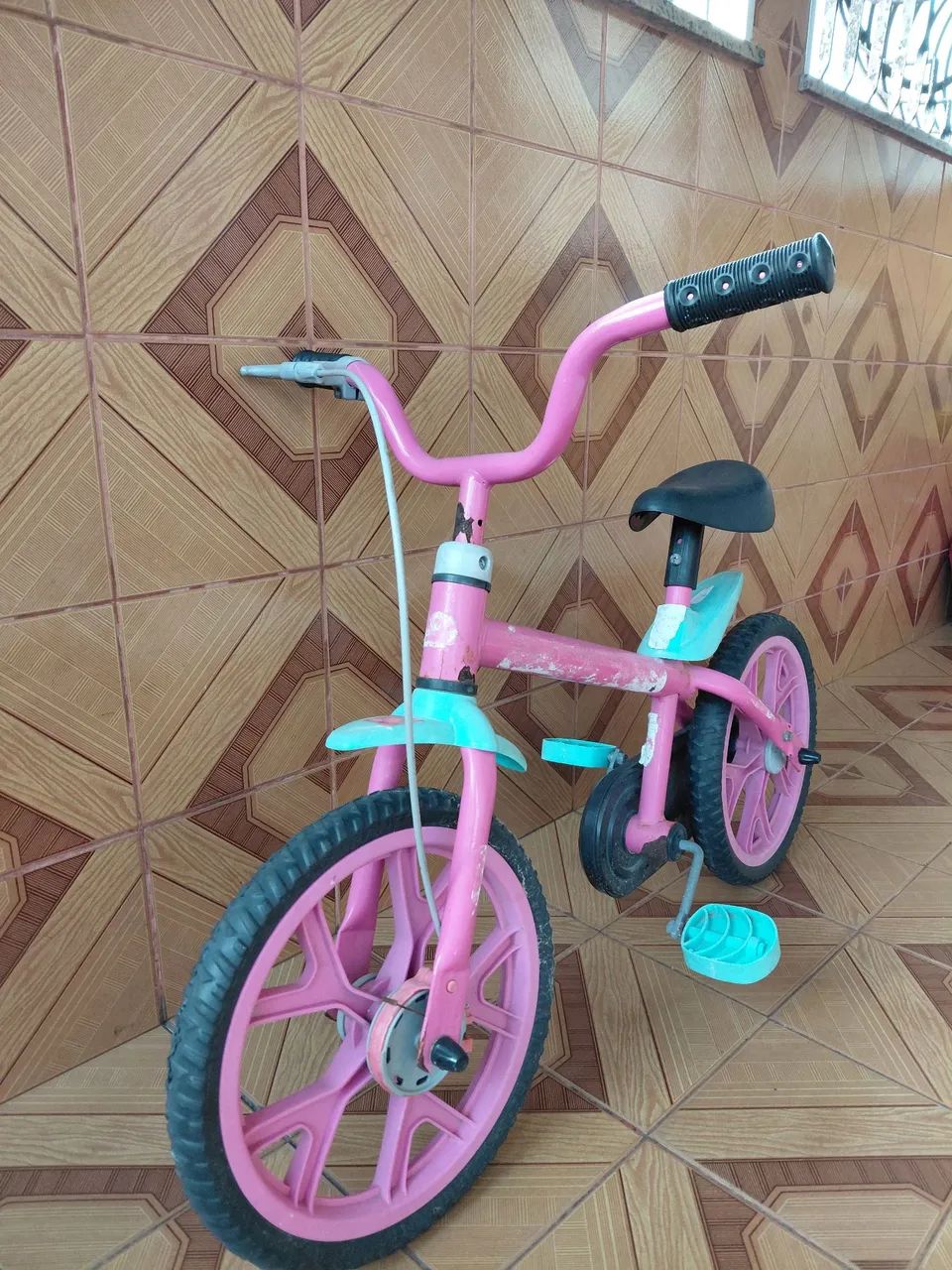 Bicicleta infantil rosa - Foto 4