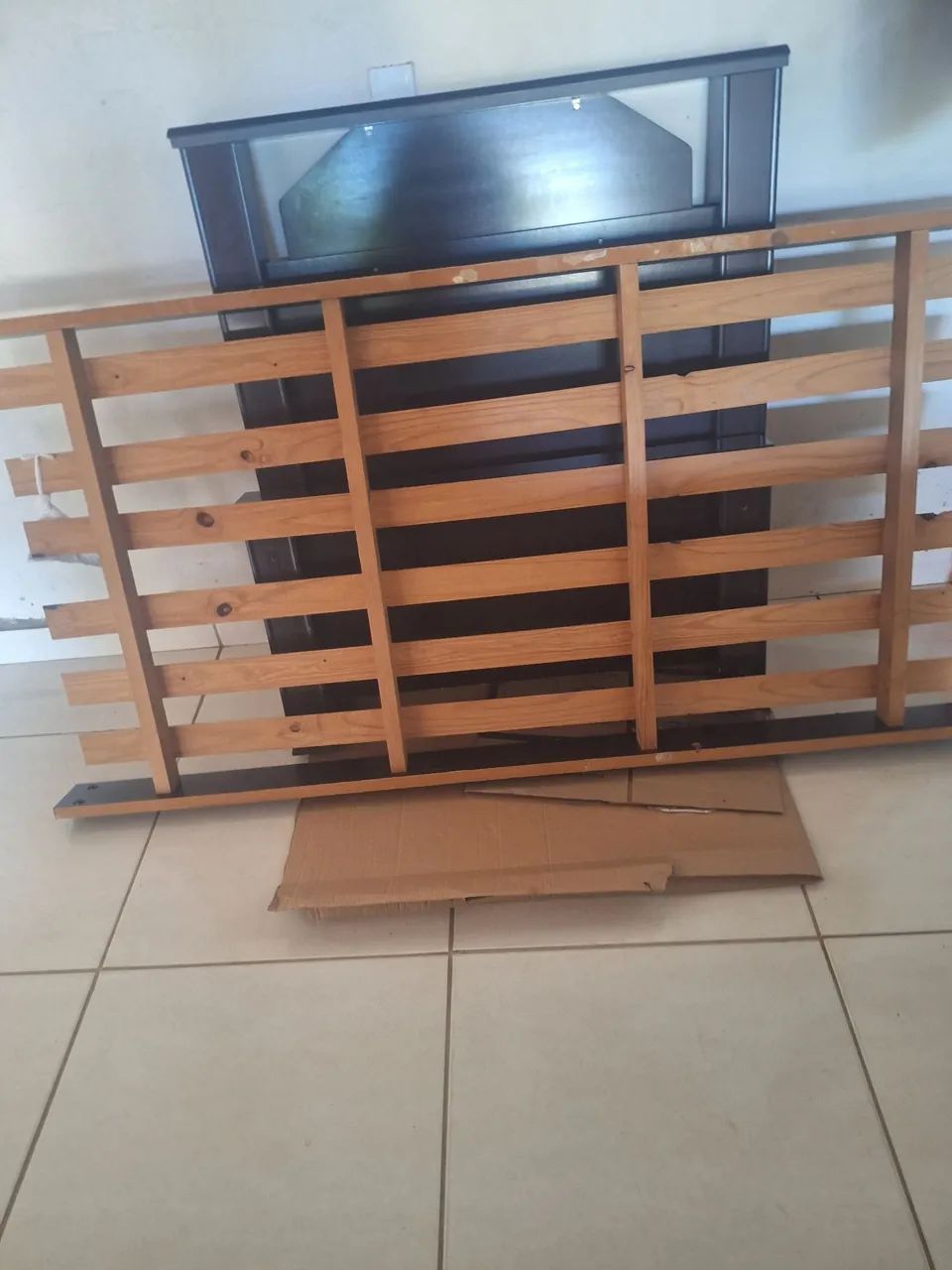 Cama de solteiro com colchão 