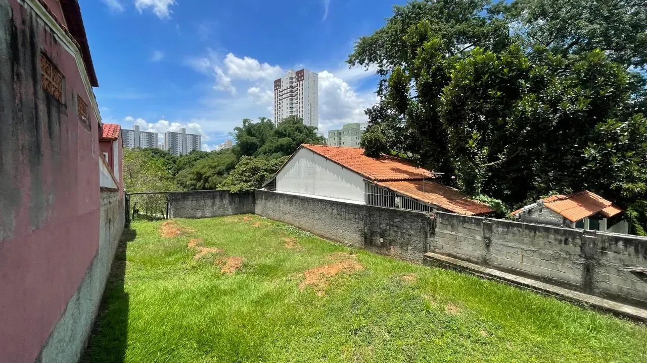 Terreno Bosque dos Eucaliptos 225 metros Plano - Foto 2