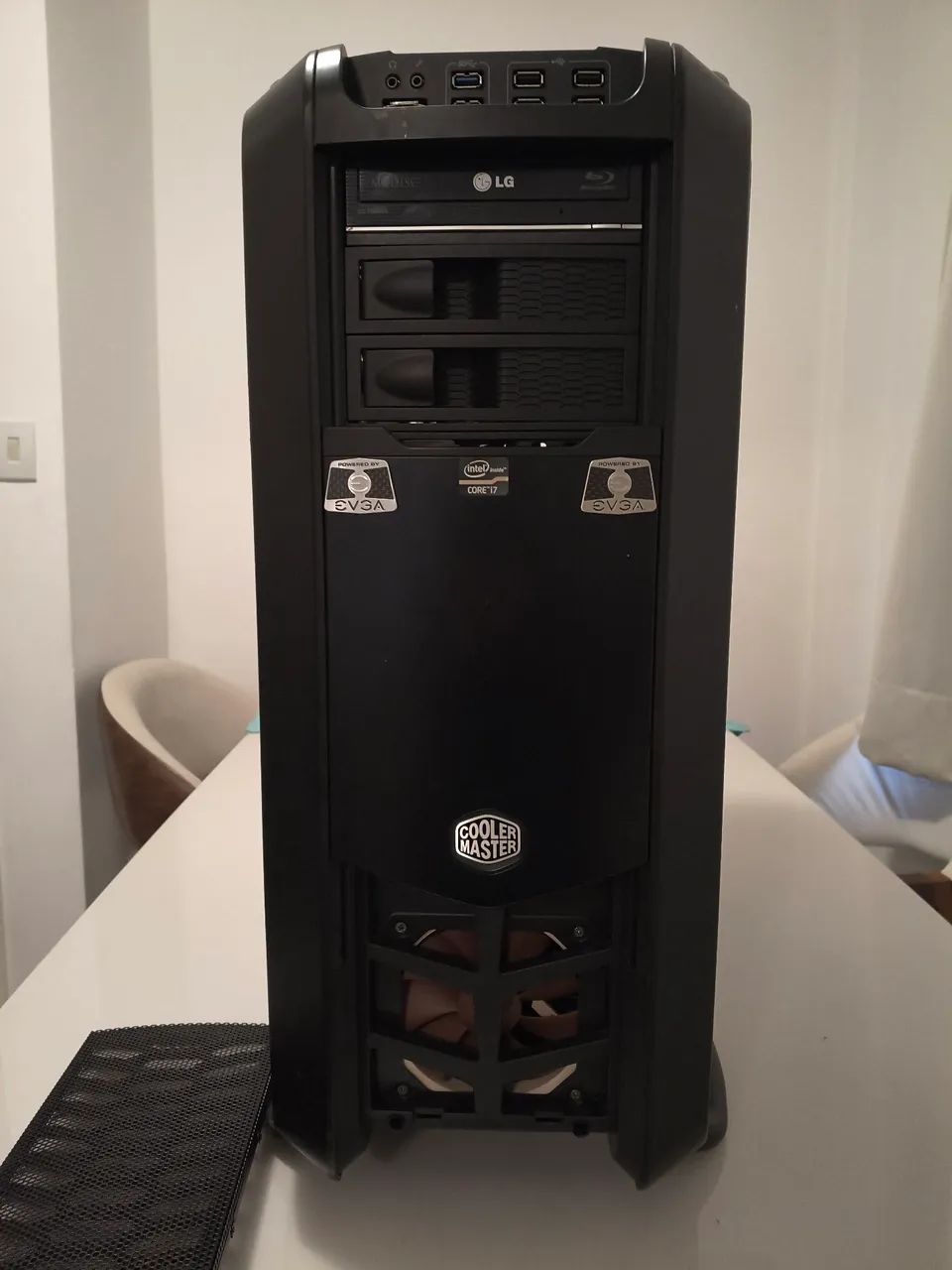 Gabinete Cooler Master - Foto 2