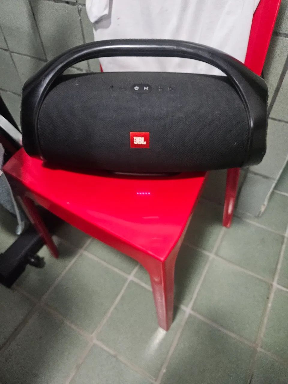 Caixa de som jbl bombo 2 top