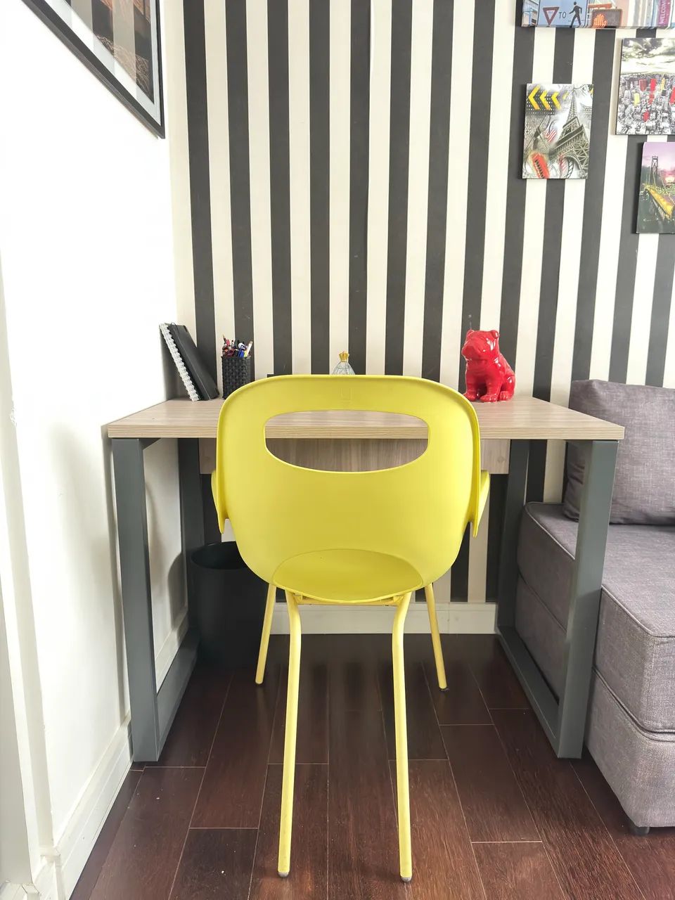Conjunto de Mesa e Cadeira Escritório 