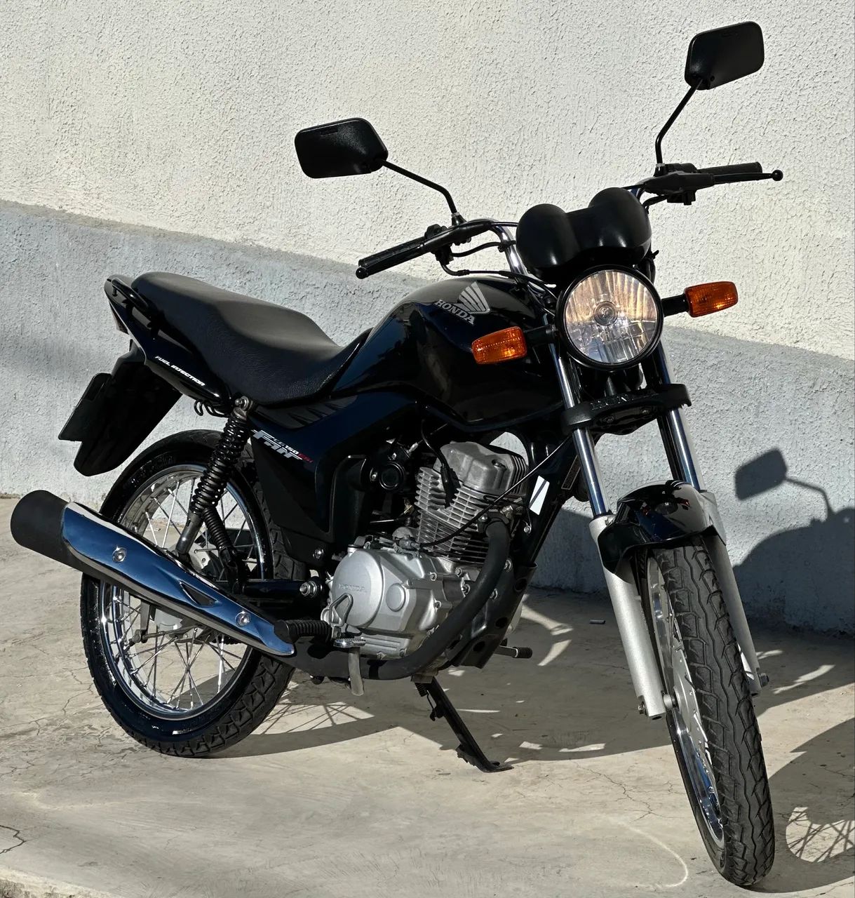 Cg fan 150 esi até 18x no cartão consulte taxas