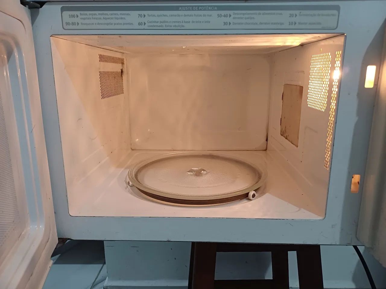 Micro-ondas 31 litros  - Foto 2